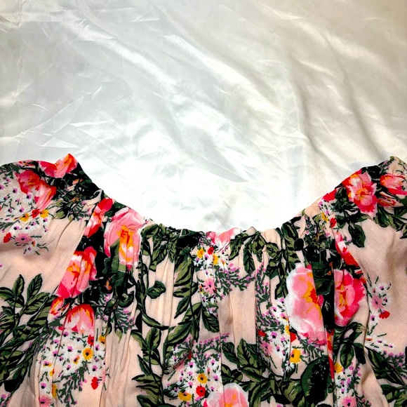 Alter’d State Women’s Medium Floral Shirt Blouse - Picture 15 of 16